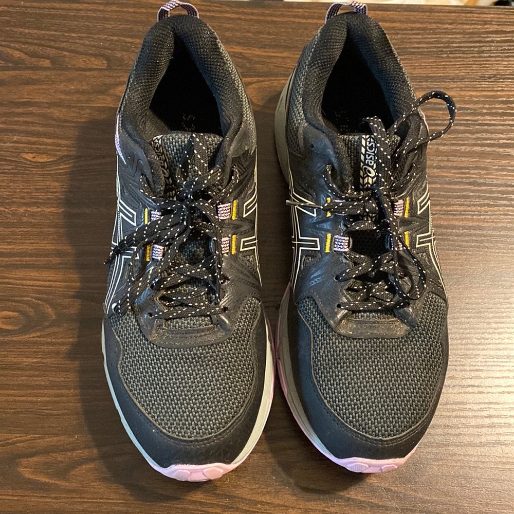 ASICS Brand New sneaker